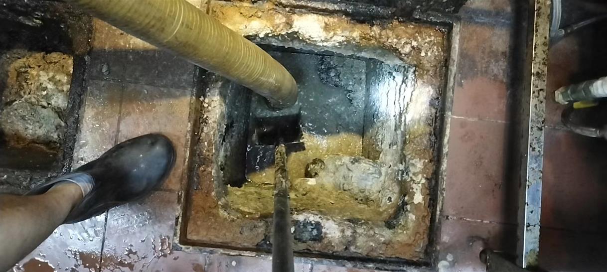 三家镇化油池清理-污水池清掏